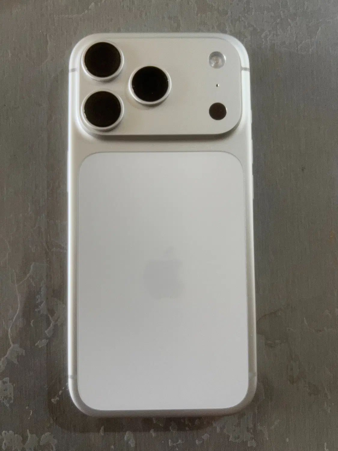 iphone 17pro|موبایل|سیرجان, |دیوار