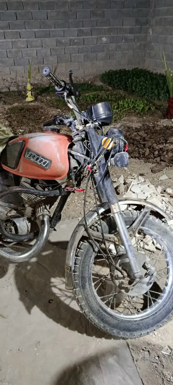 موتور روسی قدیمی|موتورسیکلت|سراوان, |دیوار