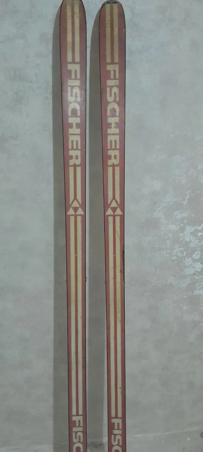 چوب اسکی فیشر|ورزش‌های زمستانی|کرج, کوی کارمندان جنوبی|دیوار