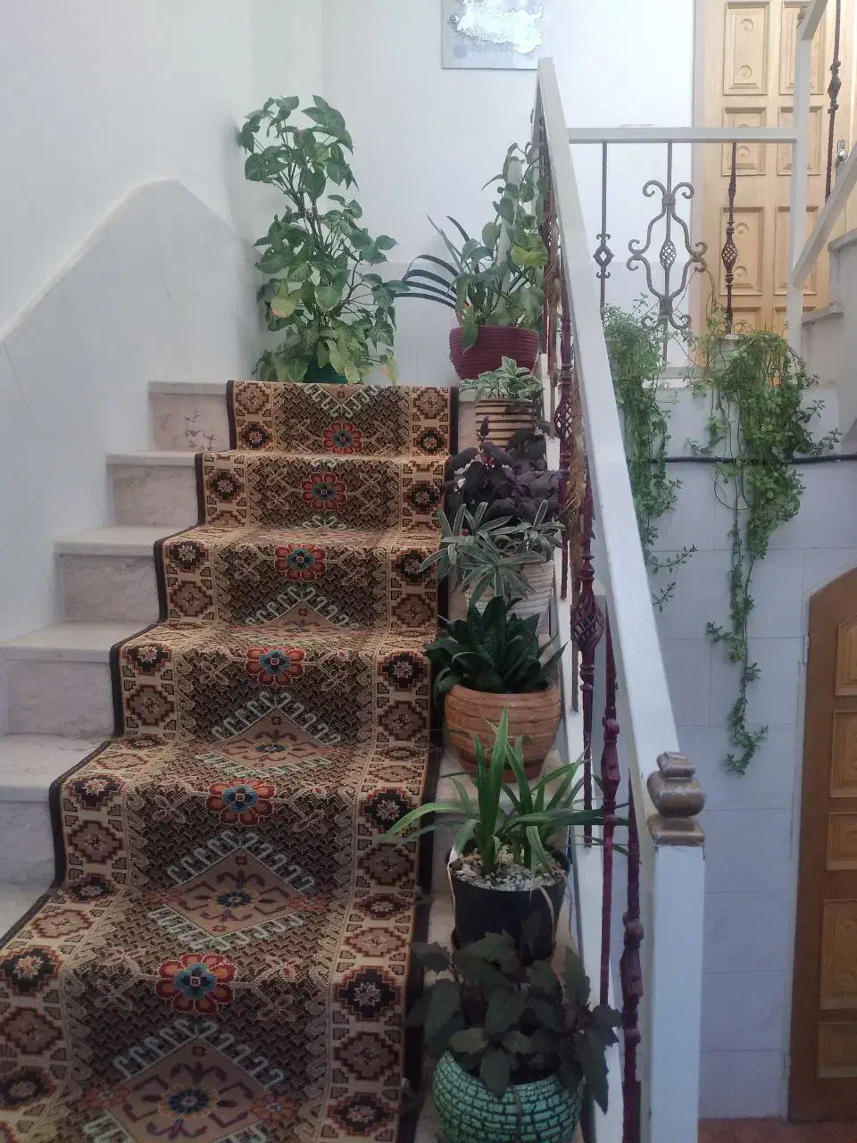 فروش آپارتمان لوکس دو نبش|فروش آپارتمان|آباده, |دیوار