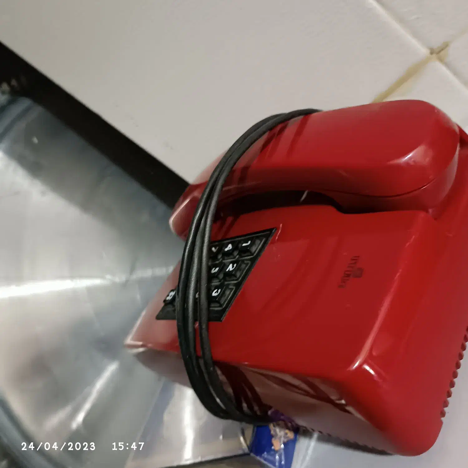 دوعدد تلفن قدیمی سالم|تلفن رومیزی|شاهین‌شهر, بنیاد ازدواج|دیوار