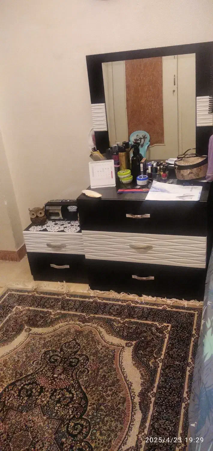 سرویس خواب|تخت و سرویس خواب|شاهینشهر, خانه کارگر|دیوار