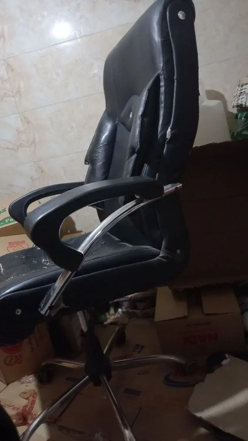 صندلی چرخ دار|صندلی و نیمکت|محمدیه-قزوین, |دیوار