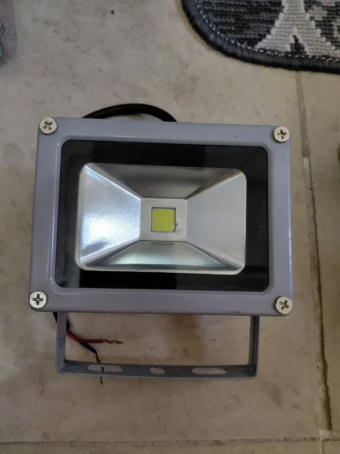 کلید محافظ جان و پرژکتور|لامپ و چراغ|نسیمشهر, |دیوار