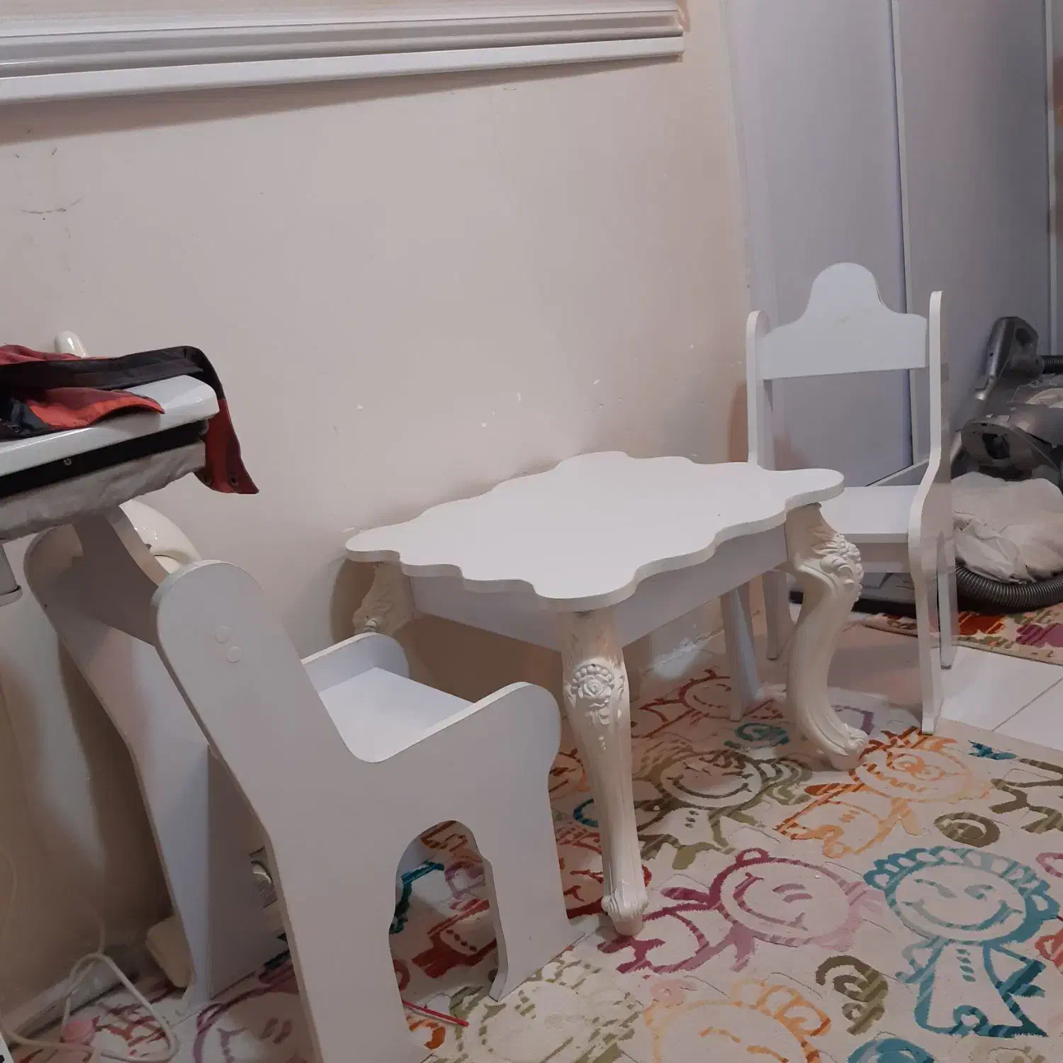 میز کودک|اسباب و اثاث بچه|وحیدیه, |دیوار