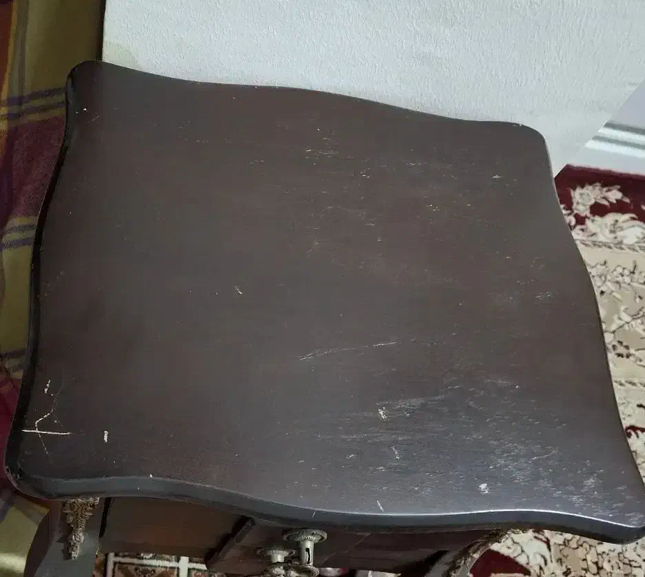 میزتلفن|میز تلفن|کاشان, شریعتی|دیوار