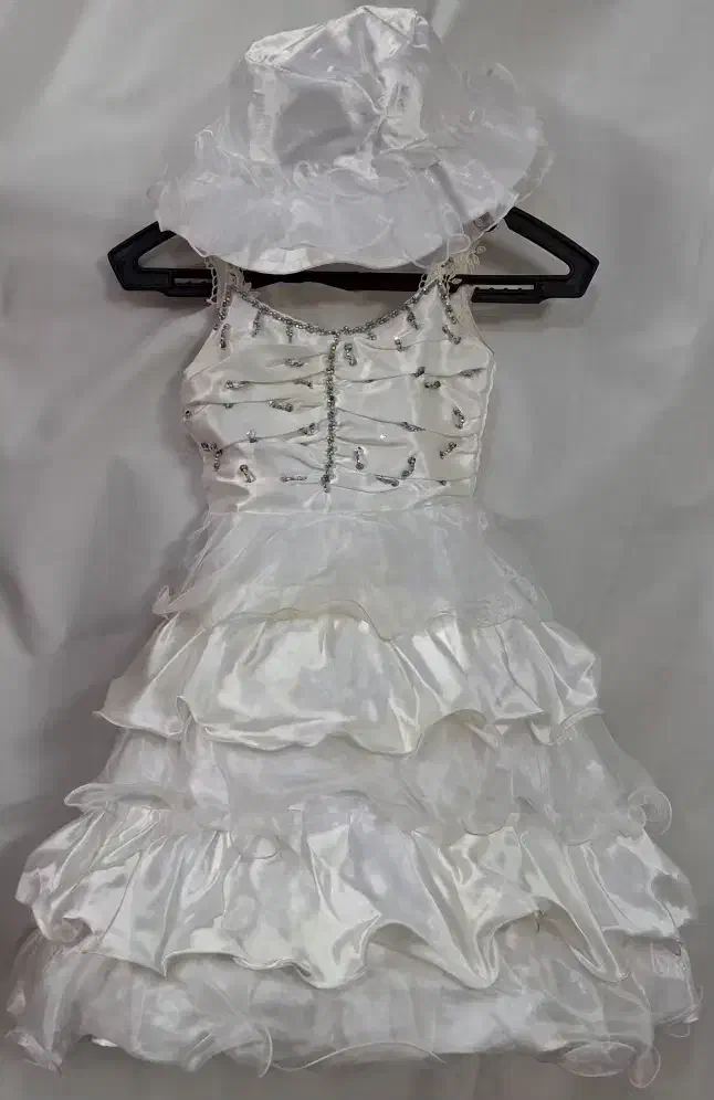 لباس عروس کودک (بچگانه)|کفش و لباس بچه|قم, وادی السلام|دیوار