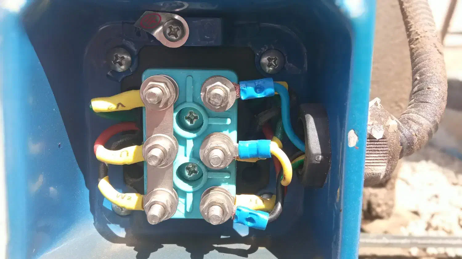 برقکار ساختمان ،صنعتی و تعویض شیرآلات آب|خدمات پیشه و مهارت|شاهینشهر, فدک|دیوار