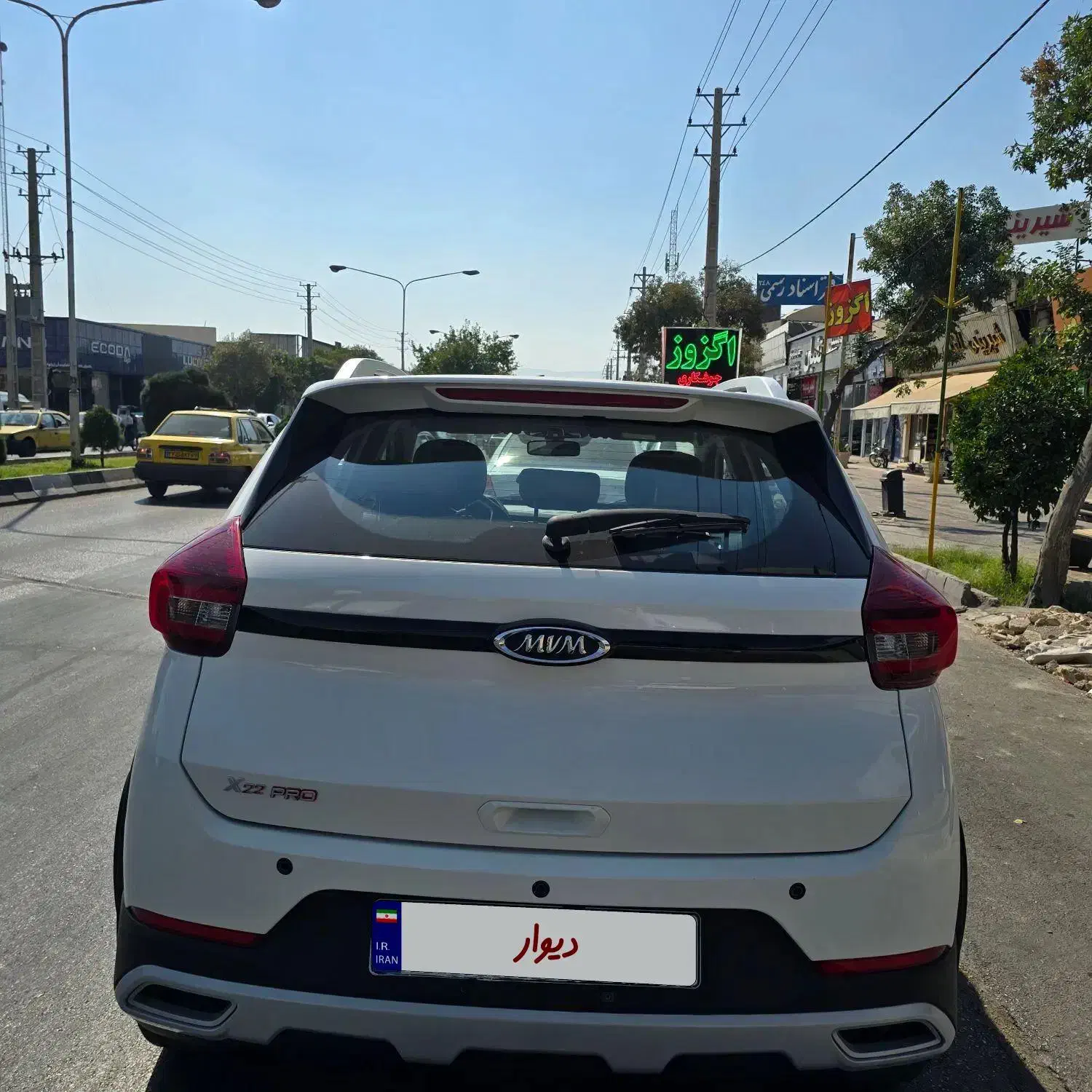فروش x22 pro|خودرو سواری و وانت|شیراز, کاراندیش|دیوار