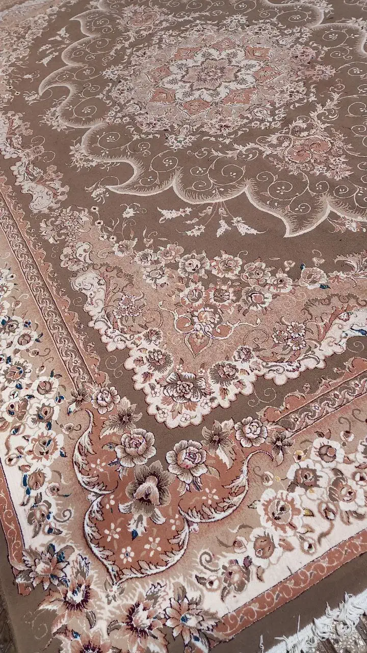 یک عددفرش فروشی|فرش|قائن, |دیوار