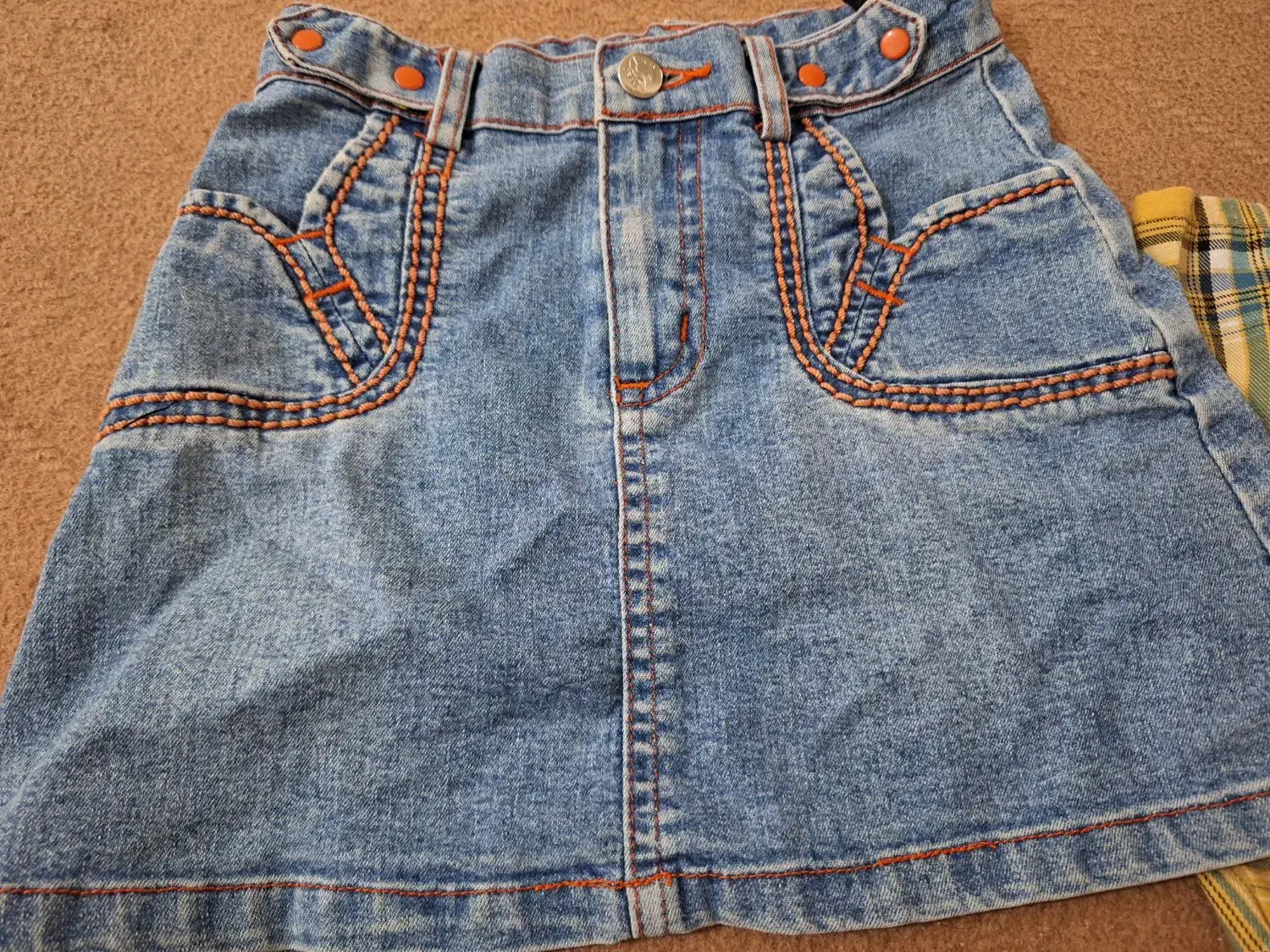 لباس بچه گانه|کفش و لباس بچه|مسجد سلیمان, |دیوار