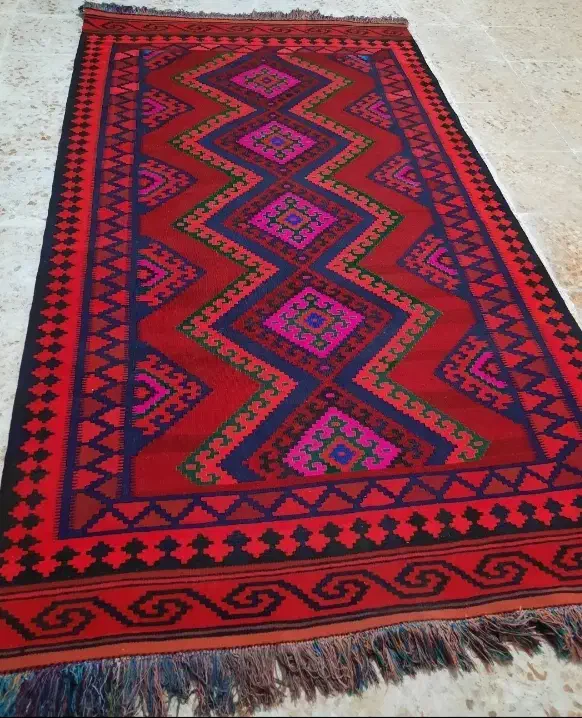 گلیم دستبافت|گلیم، جاجیم، گبه|شیراز, دارالرحمه|دیوار