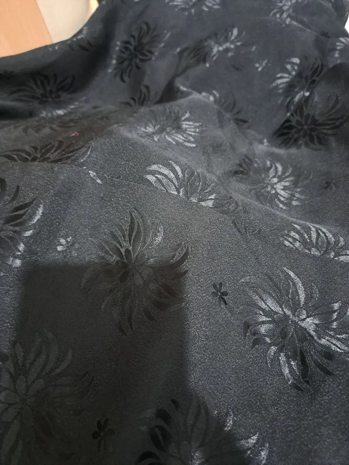 چادر مشکی جنس خوب معاوضه ندارم طرح گلدار|لباس|محمدشهر, محمدشهر|دیوار