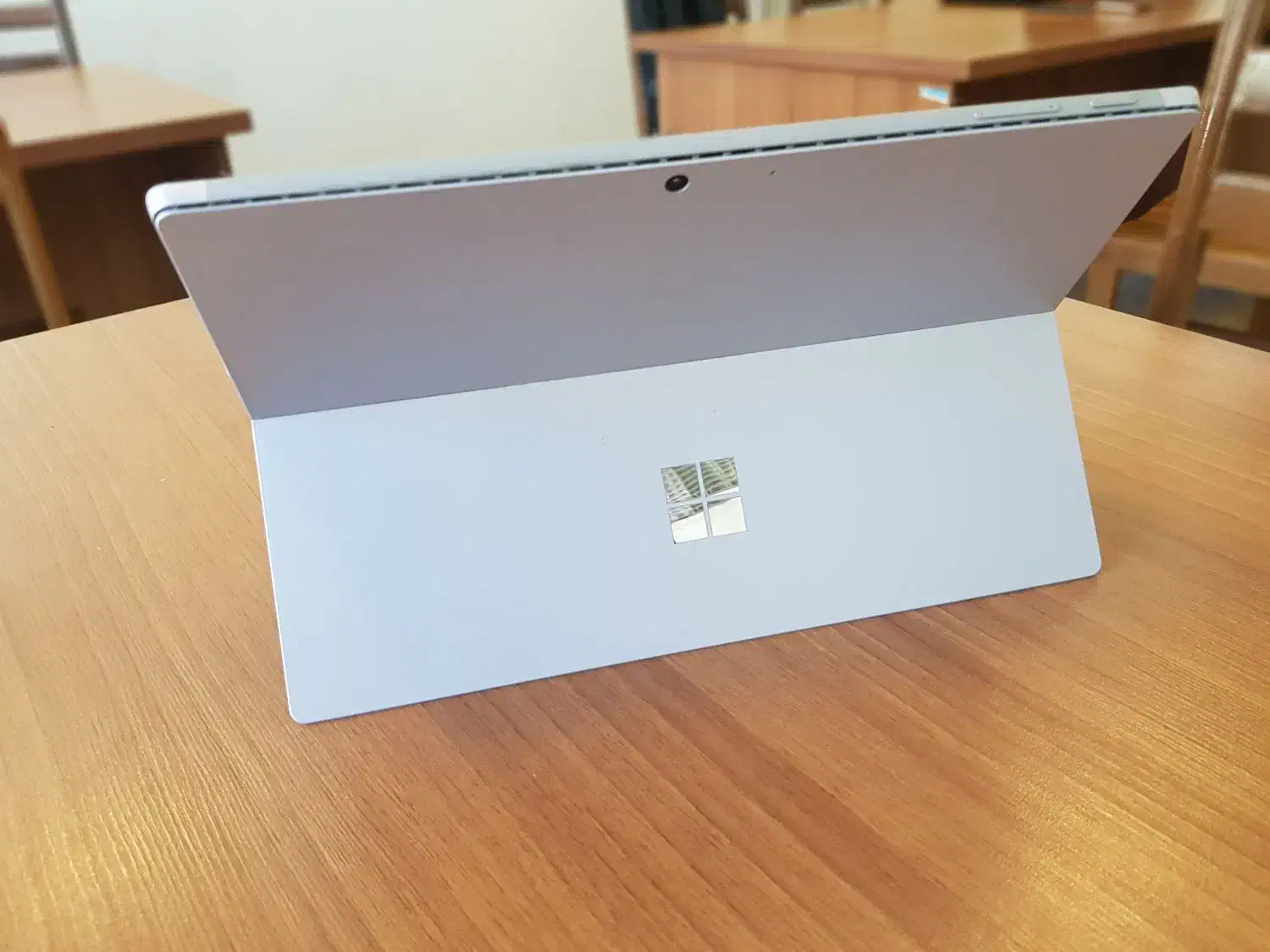 سرفیس pro 7 فوق العاده تمیز|رایانه همراه|شیراز, دانشگاه شیراز|دیوار