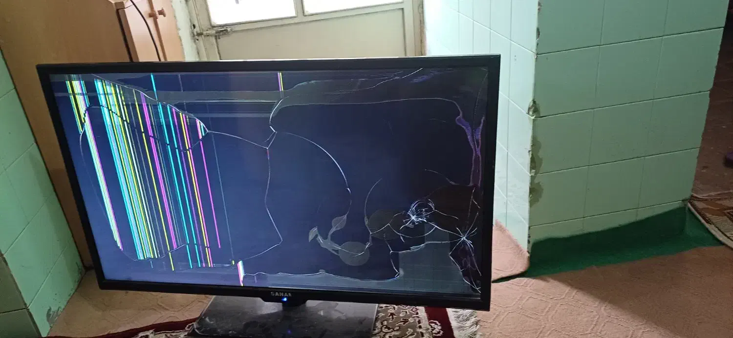 تلوزیون نیازبه تعمیر|تلویزیون و پروژکتور|شاهین‌شهر, شهرک سایت|دیوار