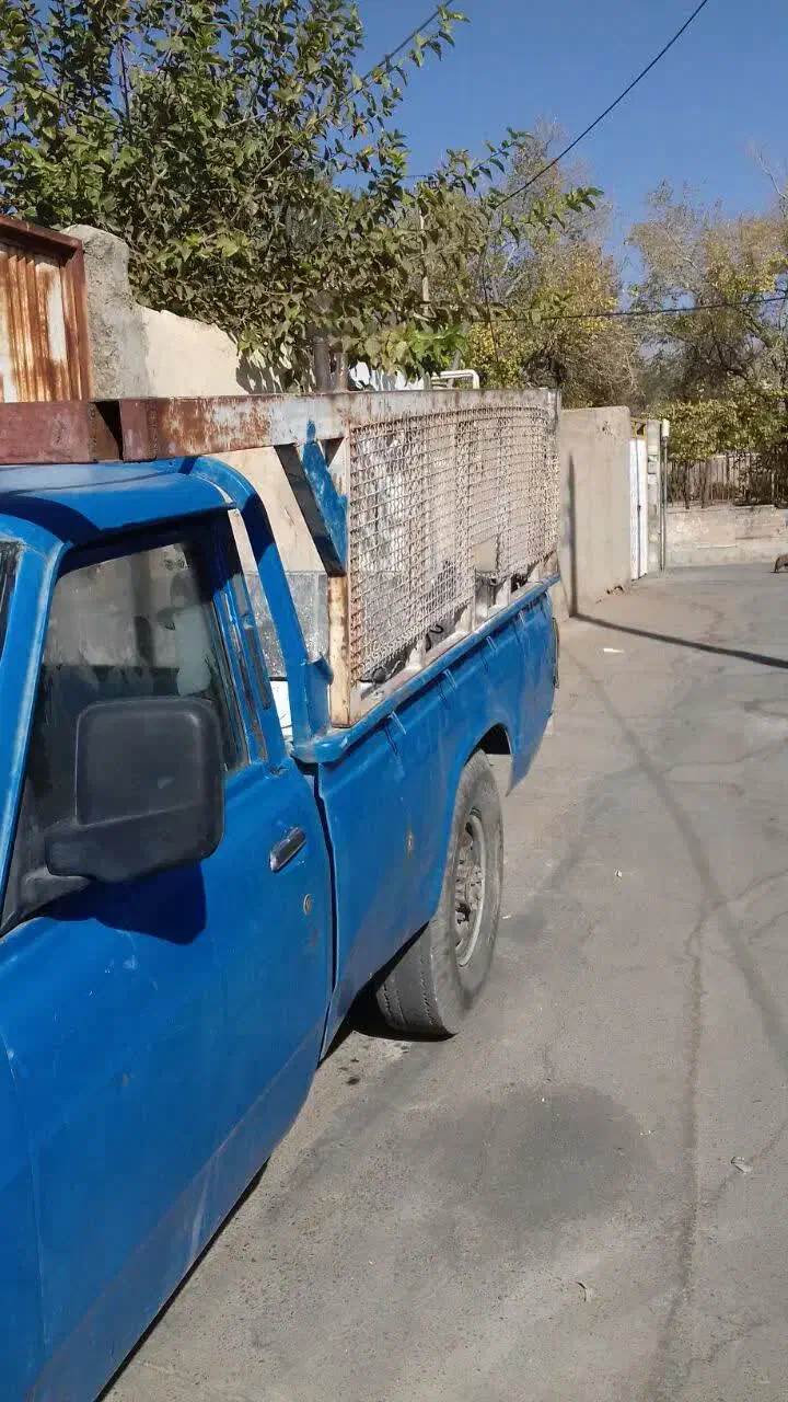 نیسان وانت مدل ۸۳ ، دوگانه سوز CNG|خودرو سواری و وانت|زرند, |دیوار