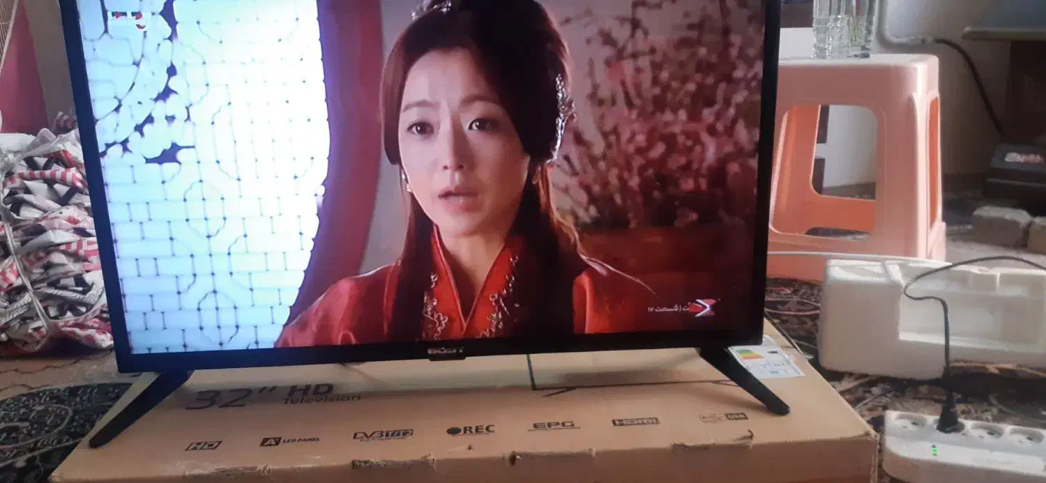 تلویزیون 32|تلویزیون و پروژکتور|مشهد, شهید قربانی|دیوار