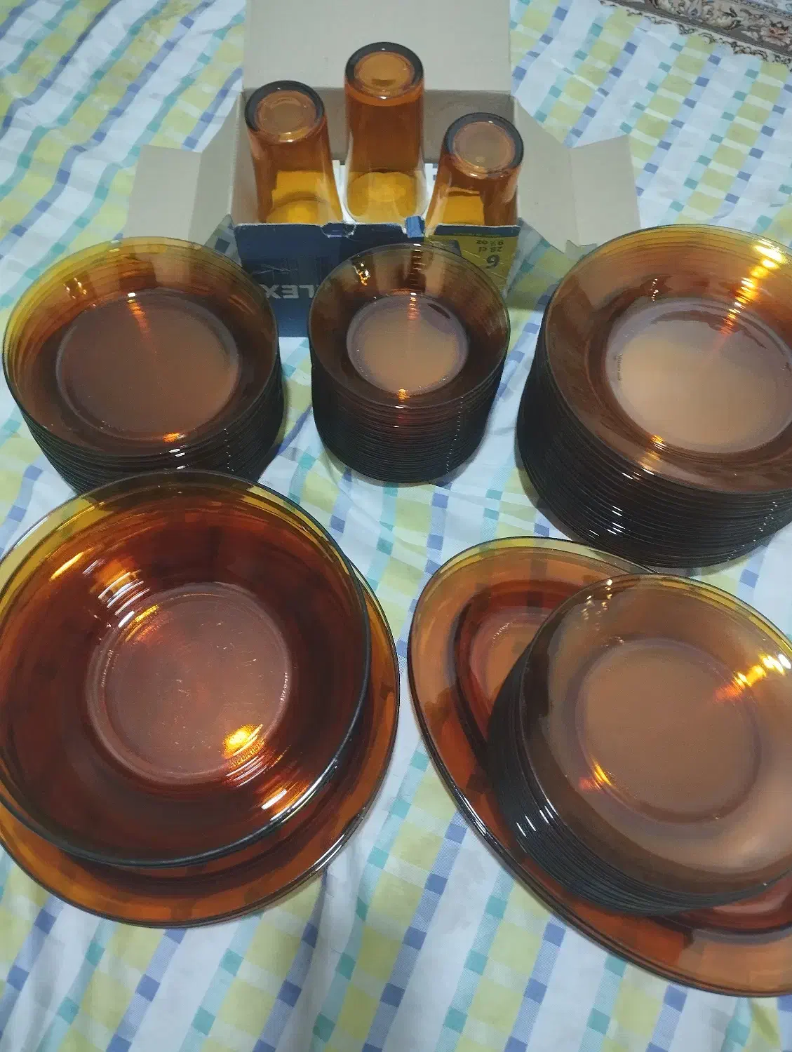 سیرویس غذا خوری عسلی پیرکس اصل فرانسه|ظروف سرو و پذیرایی|مهاباد (آذربایجان غربی), |دیوار