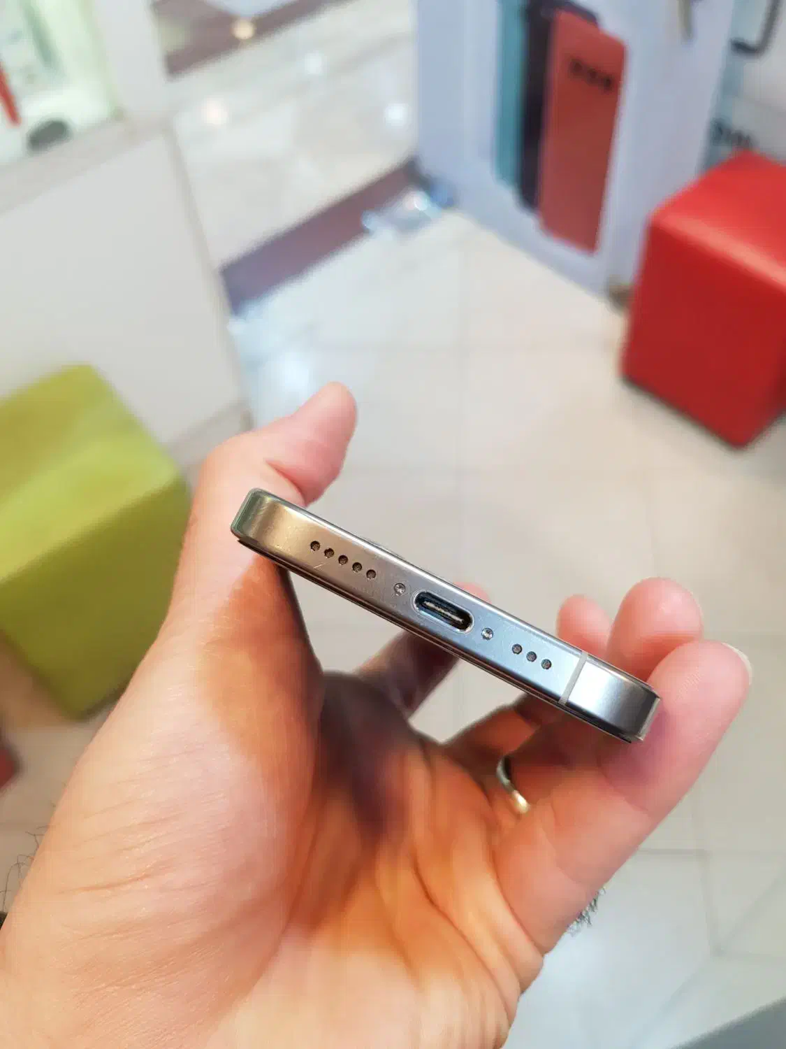 آیفون 16 پرو 256 نچرال تیتانیوم|موبایل|مشهد, ده دی|دیوار