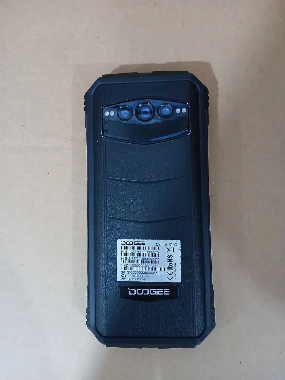 گوشی دوجی اس۱۰۰|موبایل|قم, چهل اختران|دیوار