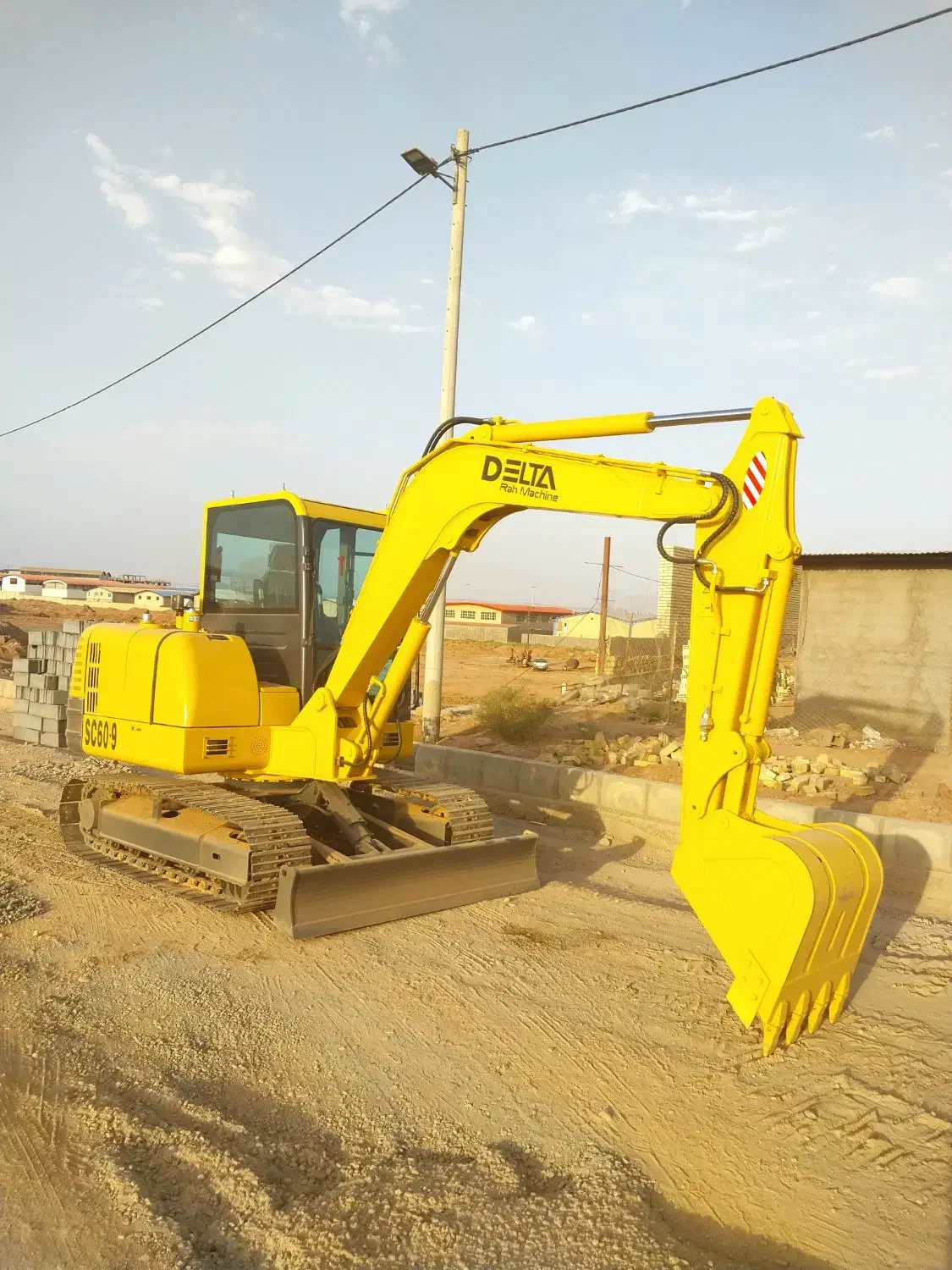 مینی بیل مکانیکی با خاور|خدمات حمل و نقل|قم, خداکرم|دیوار