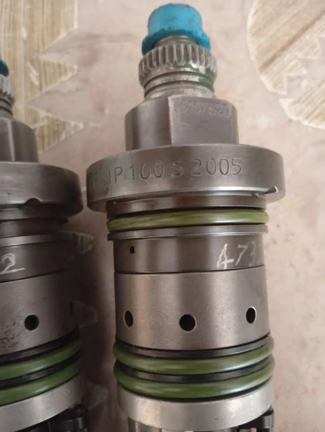 فروش گاورنر پمچه سوزن انژکتور موتورvolvo penta|ماشین‌آلات صنعتی|شیراز, اصلاح‌نژاد|دیوار