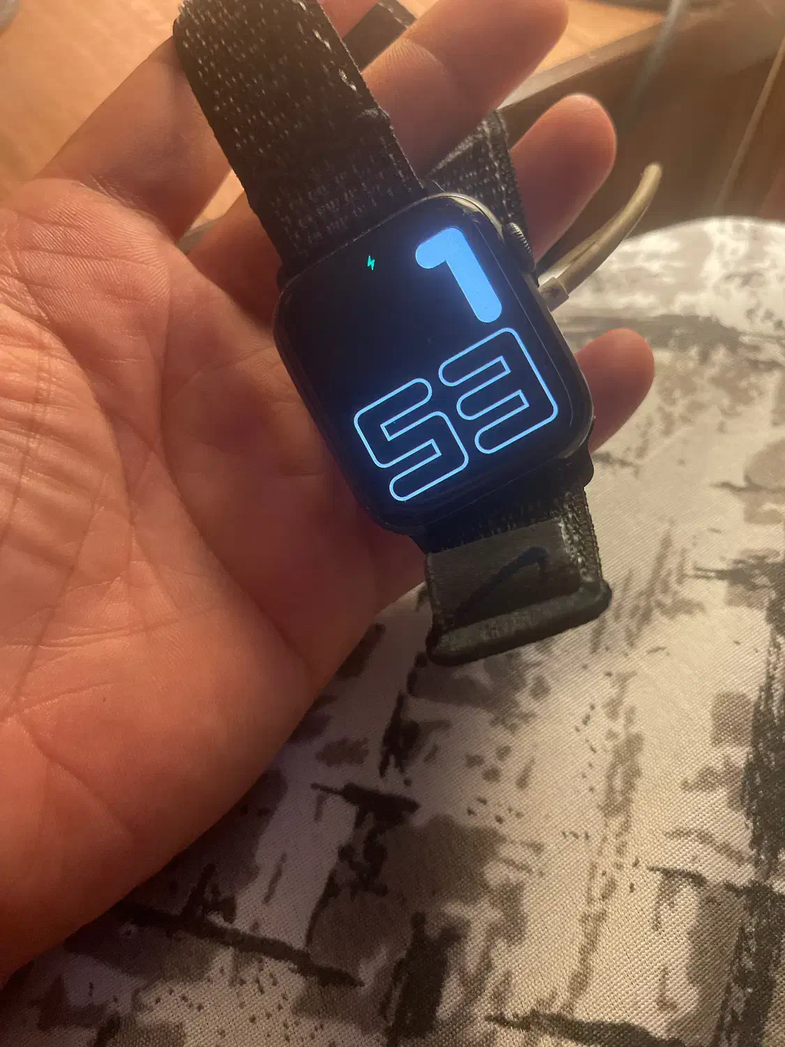 اپل واچ سری ۴ سایز ۴۴|لوازم جانبی موبایل و تبلت|رشت, معلم|دیوار