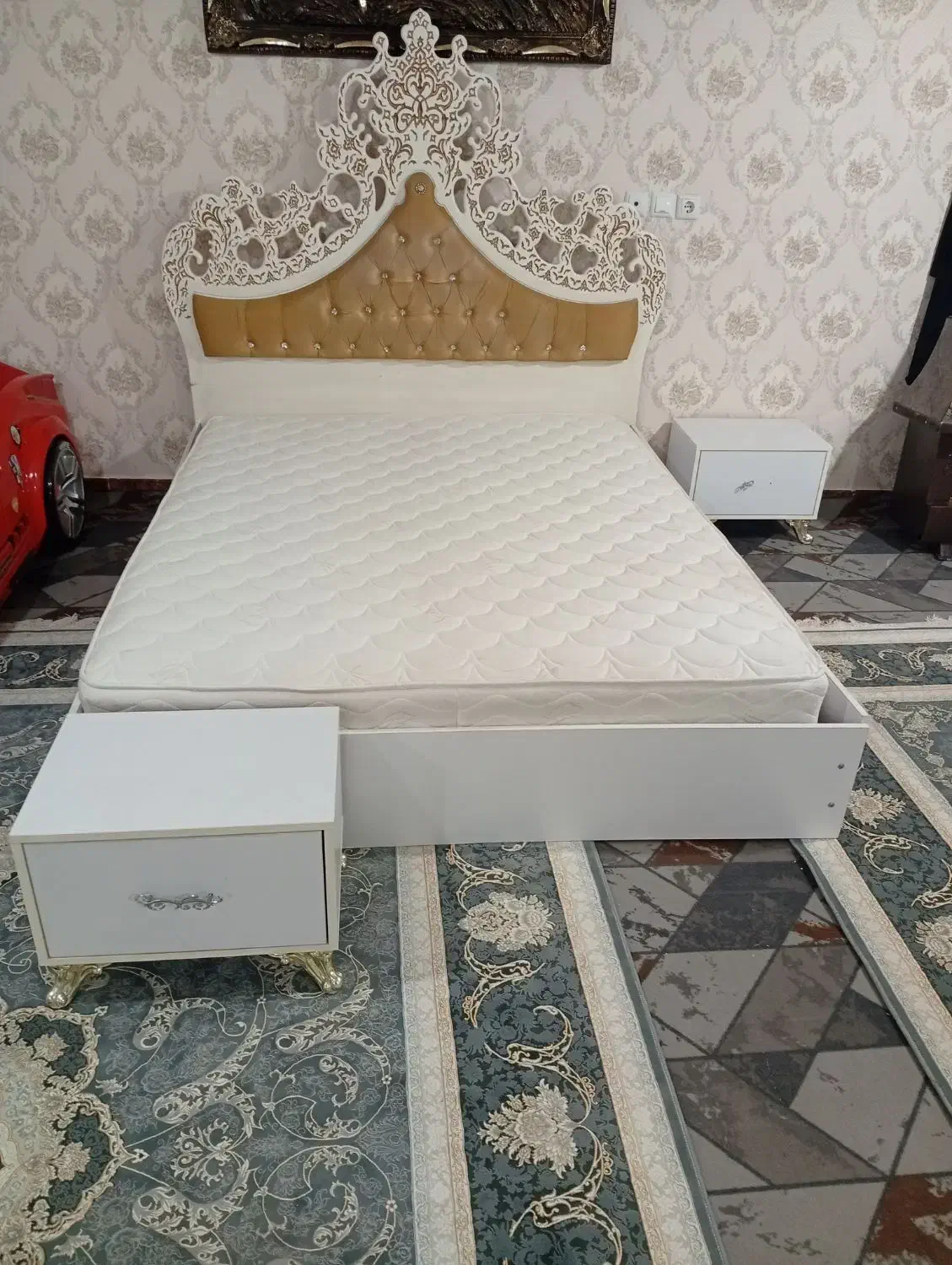 تخت خواب‌|تخت و سرویس خواب|اردبیل, |دیوار