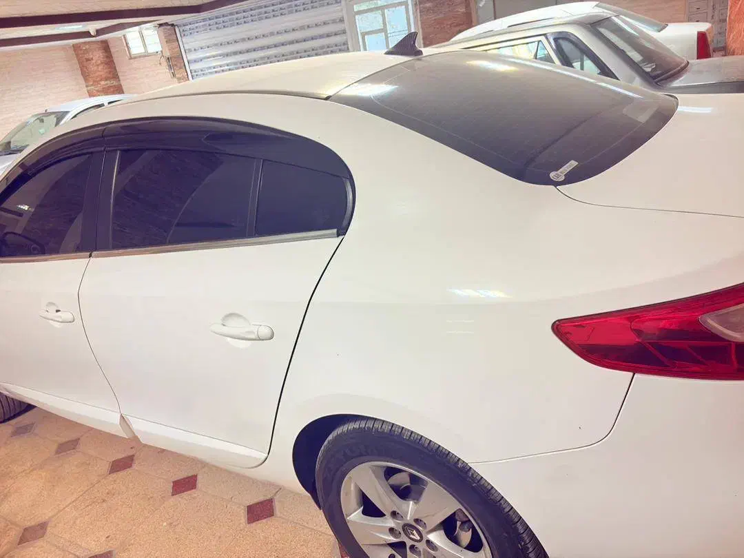 رنو فلوئنس بدون رنگ و سالم|خودرو سواری و وانت|کرمانشاه, |دیوار