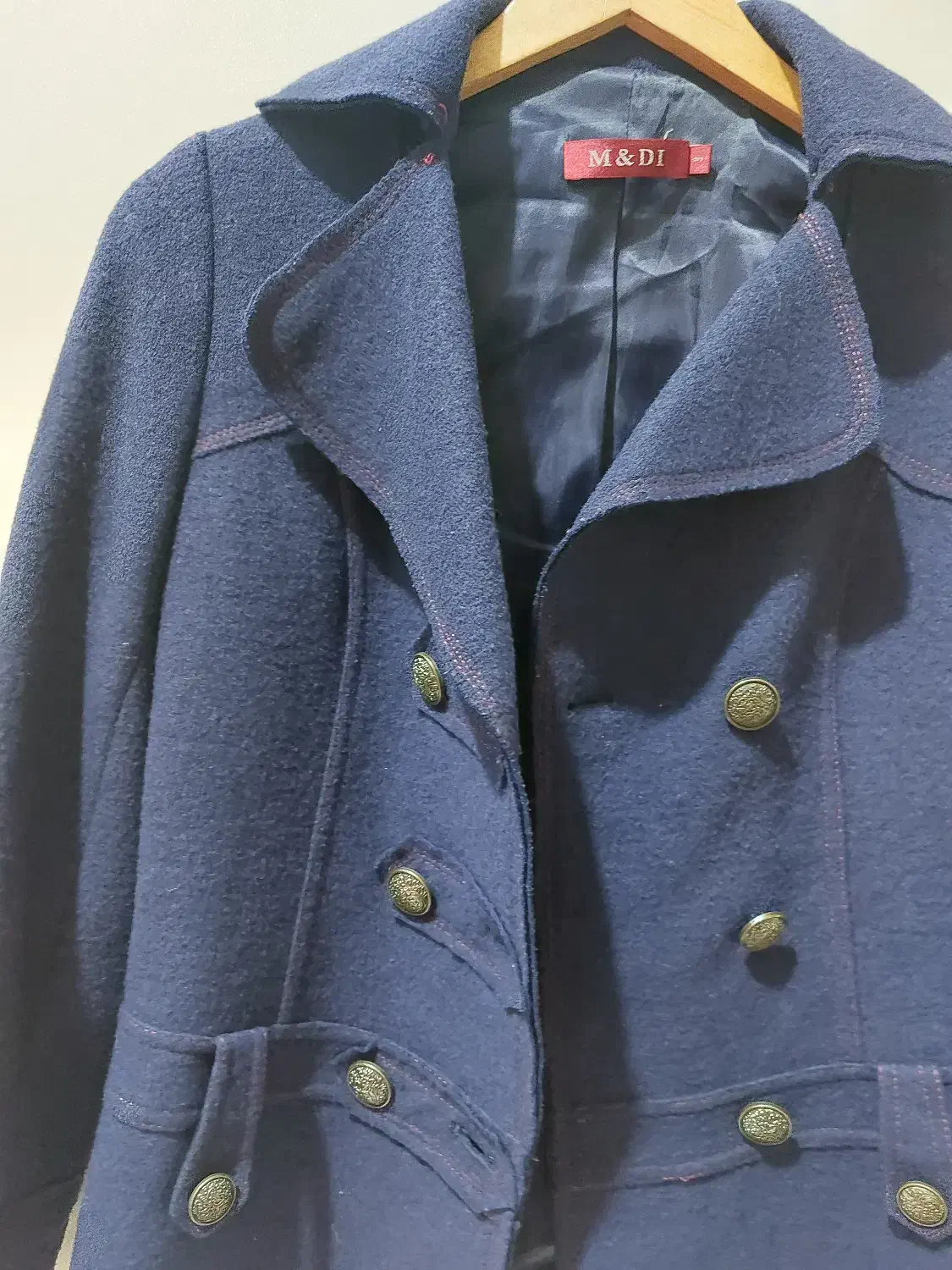 پالتو|لباس|اندیمشک, |دیوار