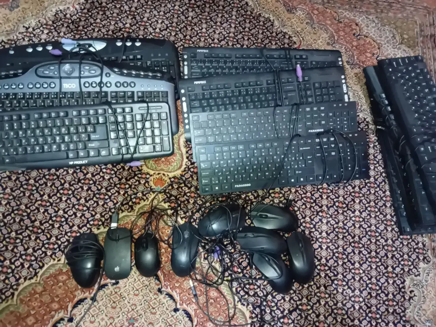 موس و کیبورد سالم سوکت USB و  ps2|قطعات و لوازم جانبی رایانه|تهران, توحید|دیوار