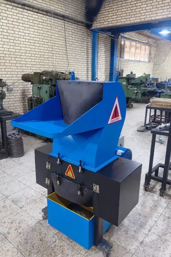 دستگاه کندر و خرد کن پلاستیک (آسیاب پلاستیک)|ماشین‌آلات صنعتی|تهران, خرمشهر|دیوار