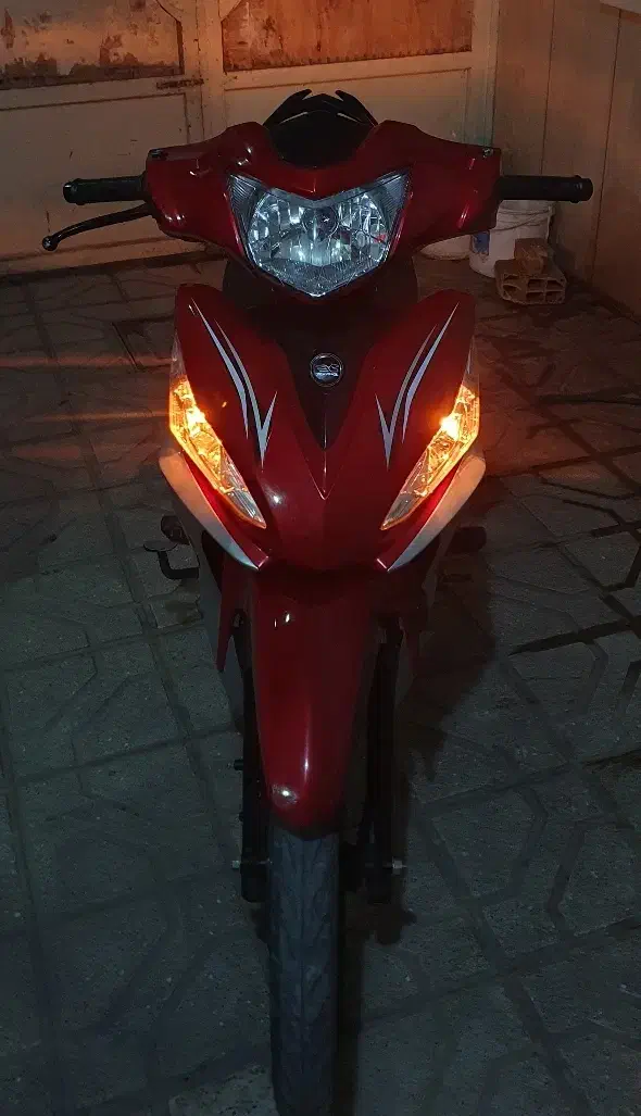 بی کلاج تیز پر|موتورسیکلت|مشهد, حضرت حجت|دیوار