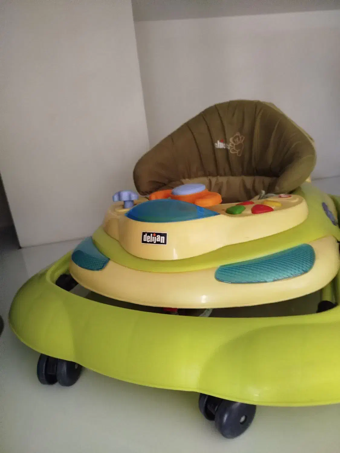 رورویک|اسباب‌بازی بچه|سبزوار, شهرک اندیشه|دیوار