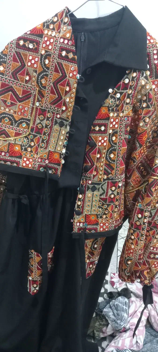 لباس بلند|لباس|چهاردانگه (تهران), |دیوار