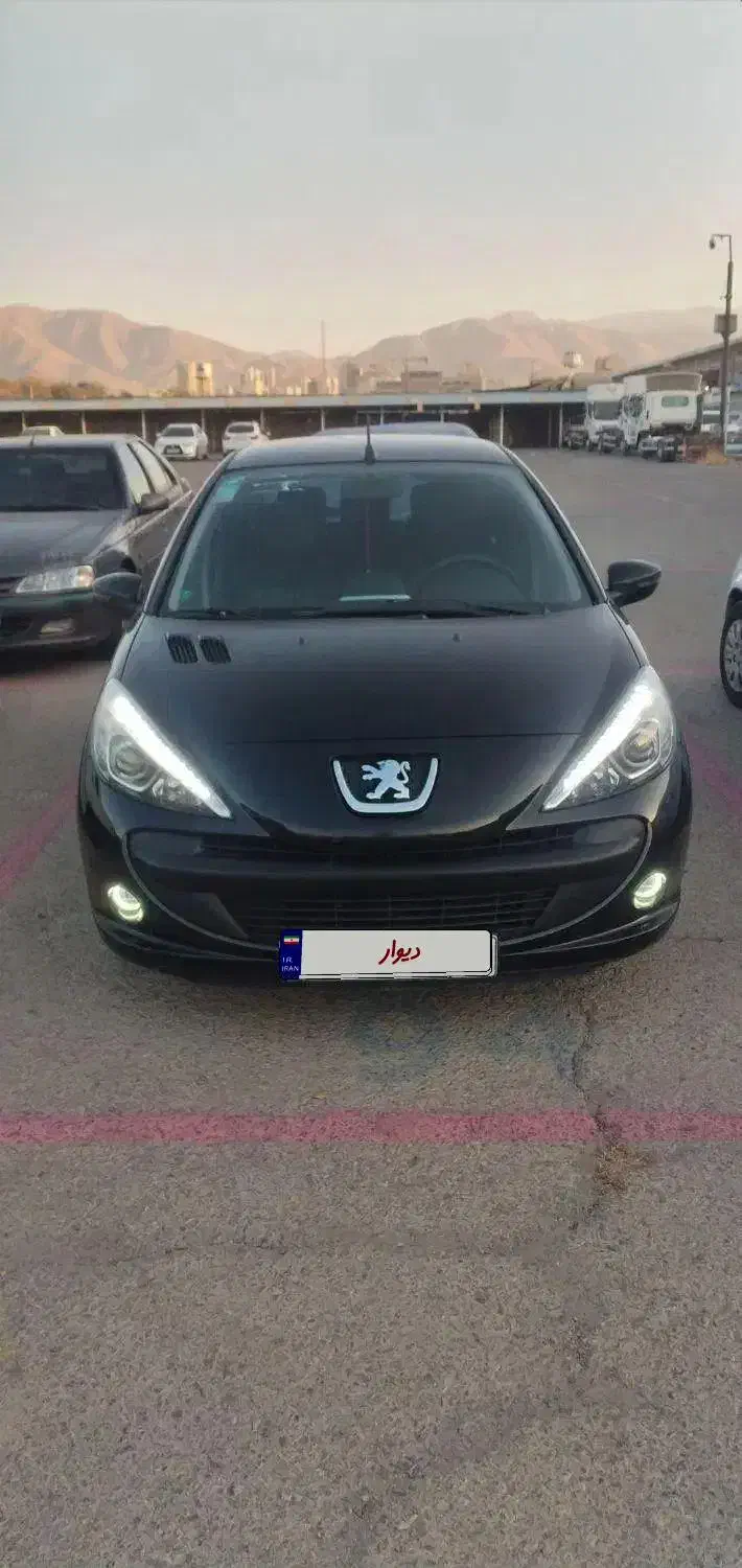 پژو ۲۰۷ مدل ۴۰۲ معاوضه|خودرو سواری و وانت|ماهدشت, |دیوار