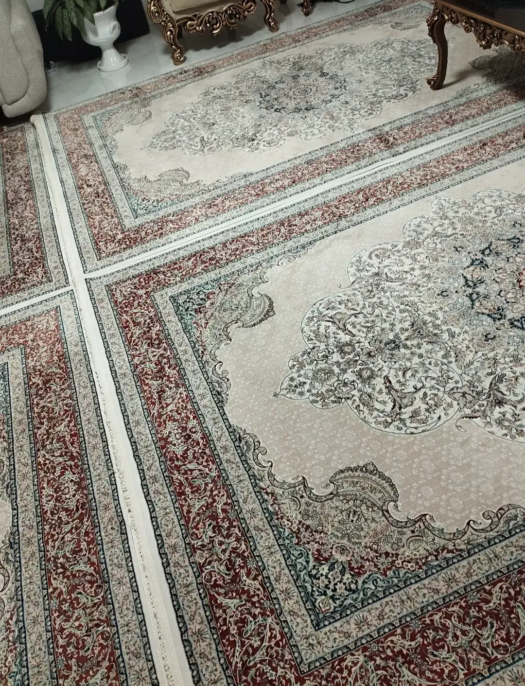 چهار تخته فرش ۲×۳ نقش برجسته۱۲۰۰شانه|فرش|مشگین شهر, |دیوار