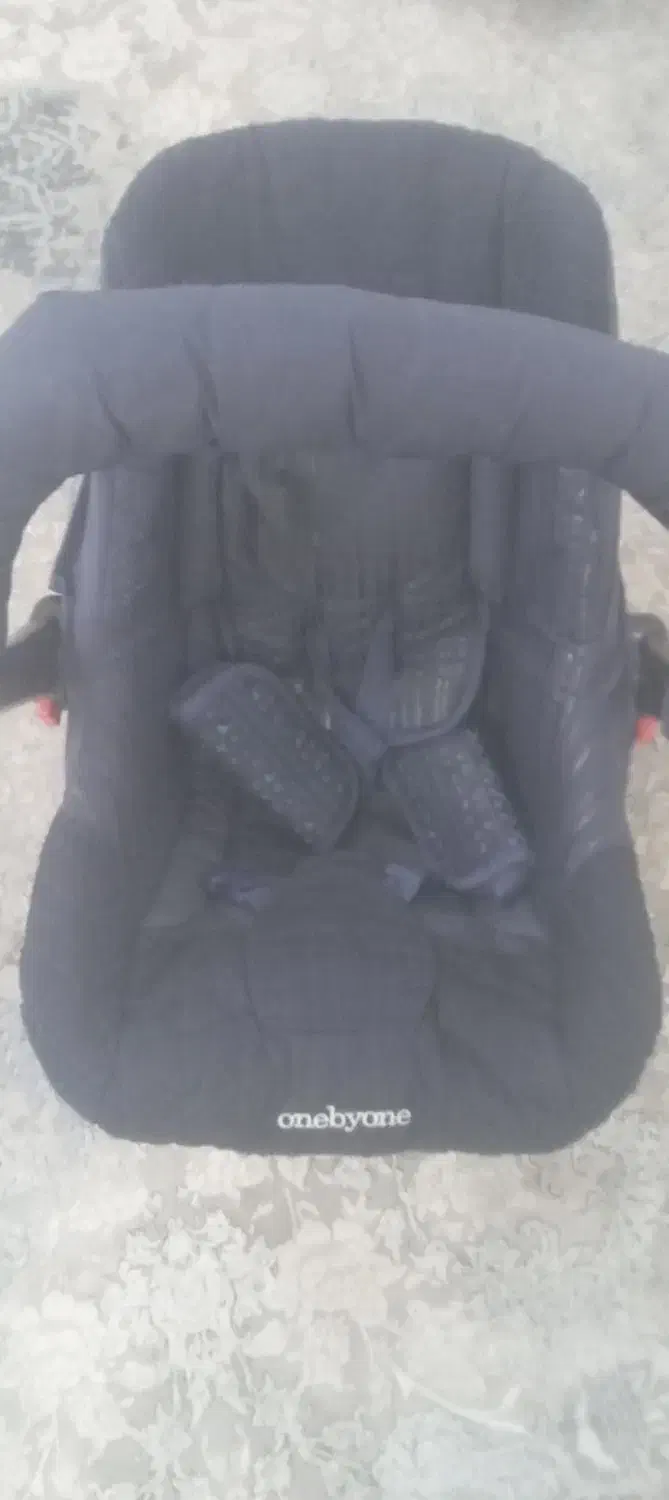 کریر در حد نو خارجی و یه تشک بازی در حد نو|اسباب و اثاث بچه|ایلام, |دیوار