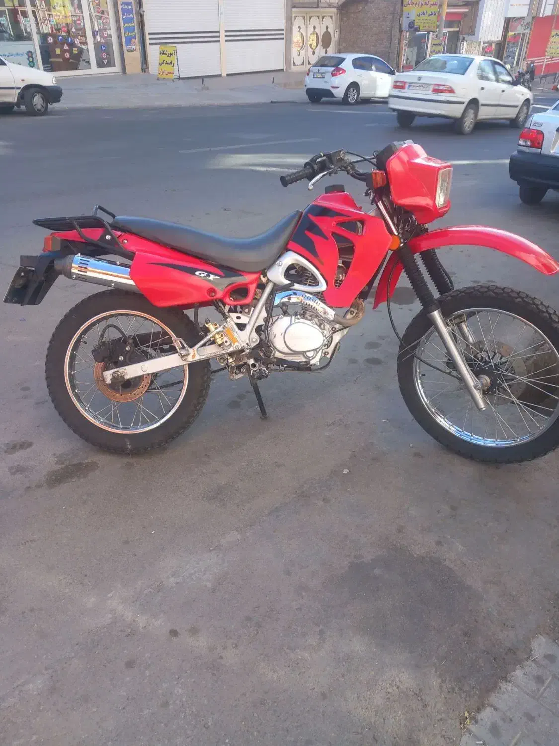 موتور|موتورسیکلت|اهر, |دیوار