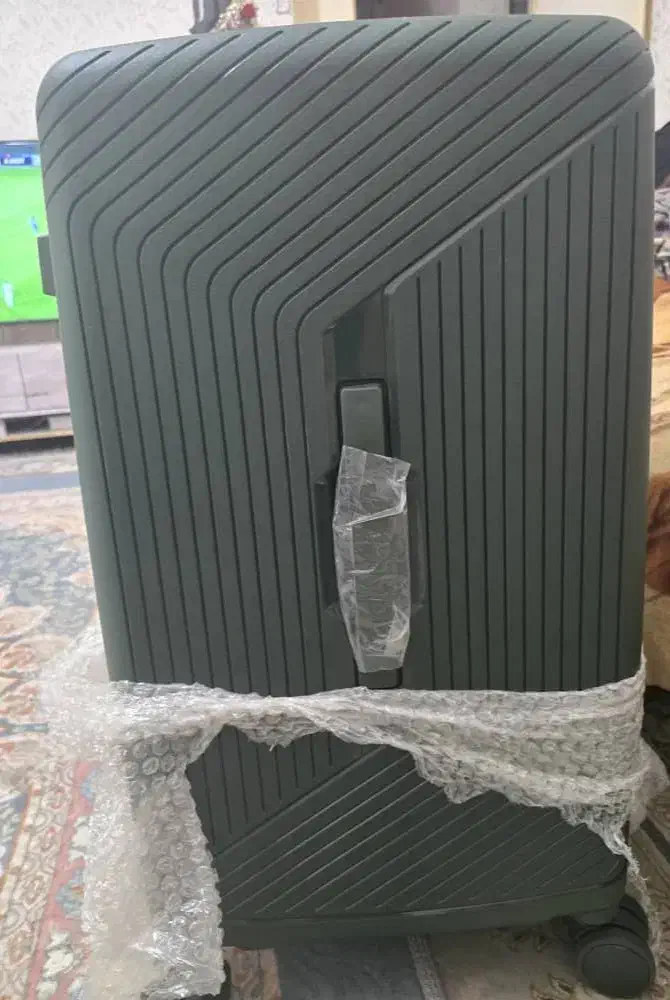 چمدان|کیف، کفش، کمربند|ایرانشهر, |دیوار