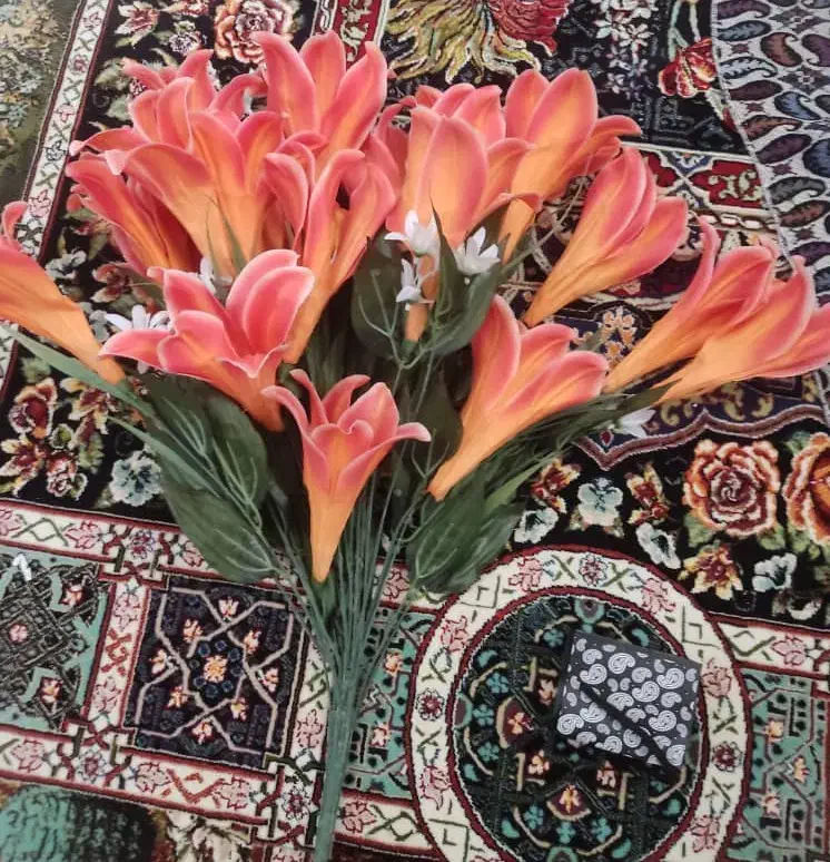 گل لیلیوم مصنوعی|گل مصنوعی|شیراز, کرونی(خاتونک)|دیوار