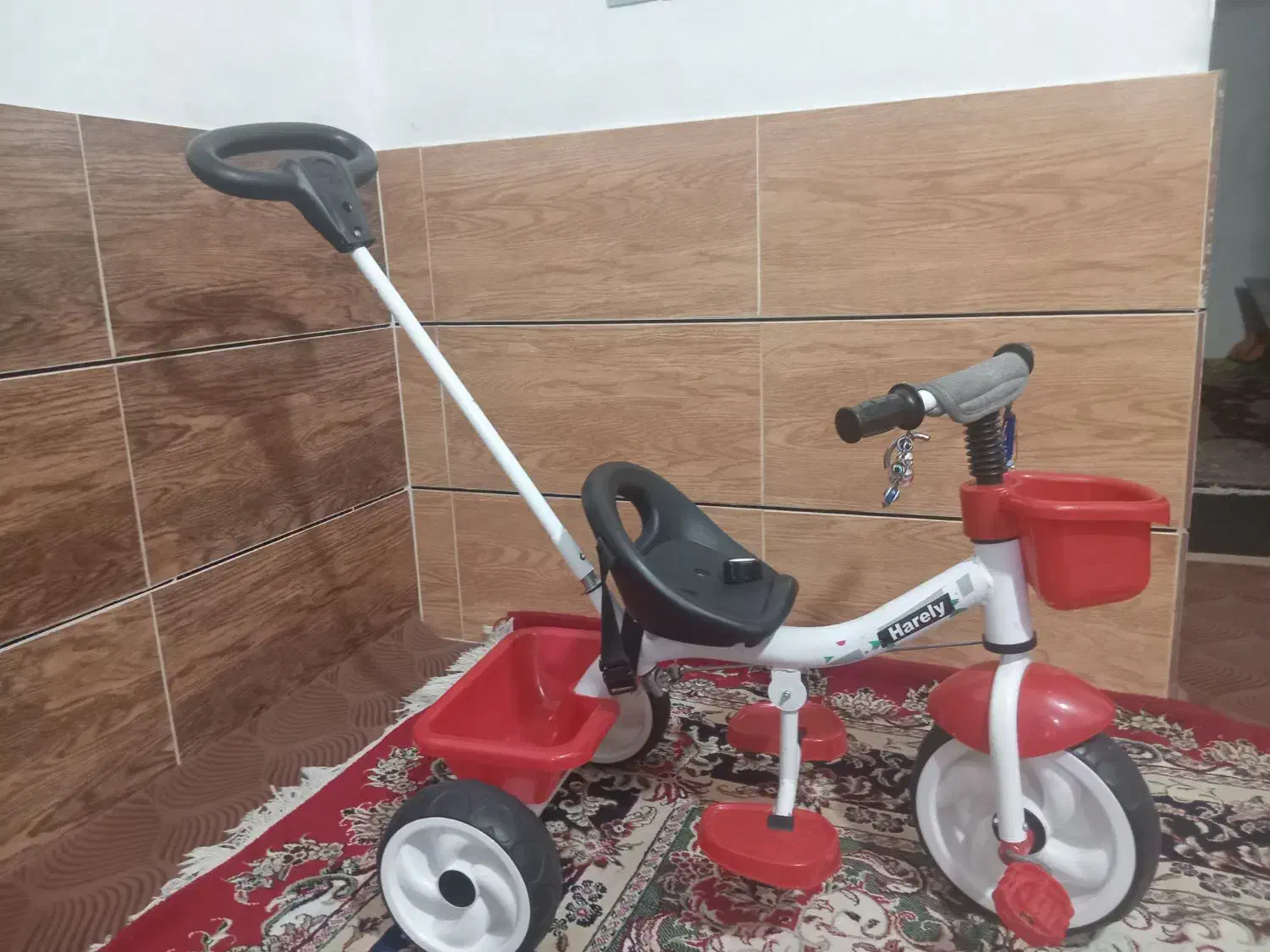 سه چرخه سالم سالم استفاده‌ نشدفقط داخل خانه|اسباب‌بازی بچه|گرگان, |دیوار