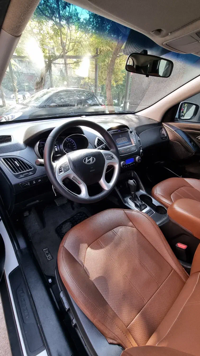 توسان مدل ۲۰۱۵|خودرو سواری و وانت|تهران, سهروردی|دیوار