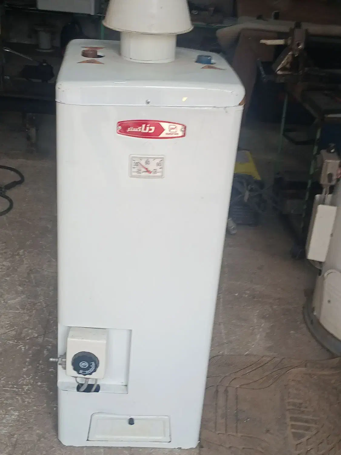 ابگرمکن دیواری|آبگرمکن، پکیج، شوفاژ|لردگان, |دیوار