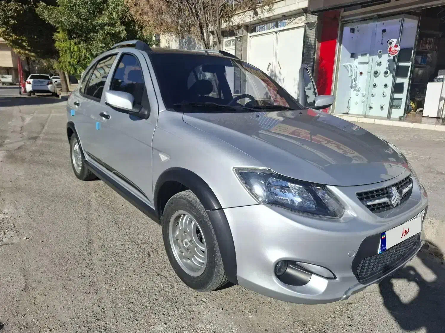 کویک r|خودرو سواری و وانت|کرمانشاه, |دیوار