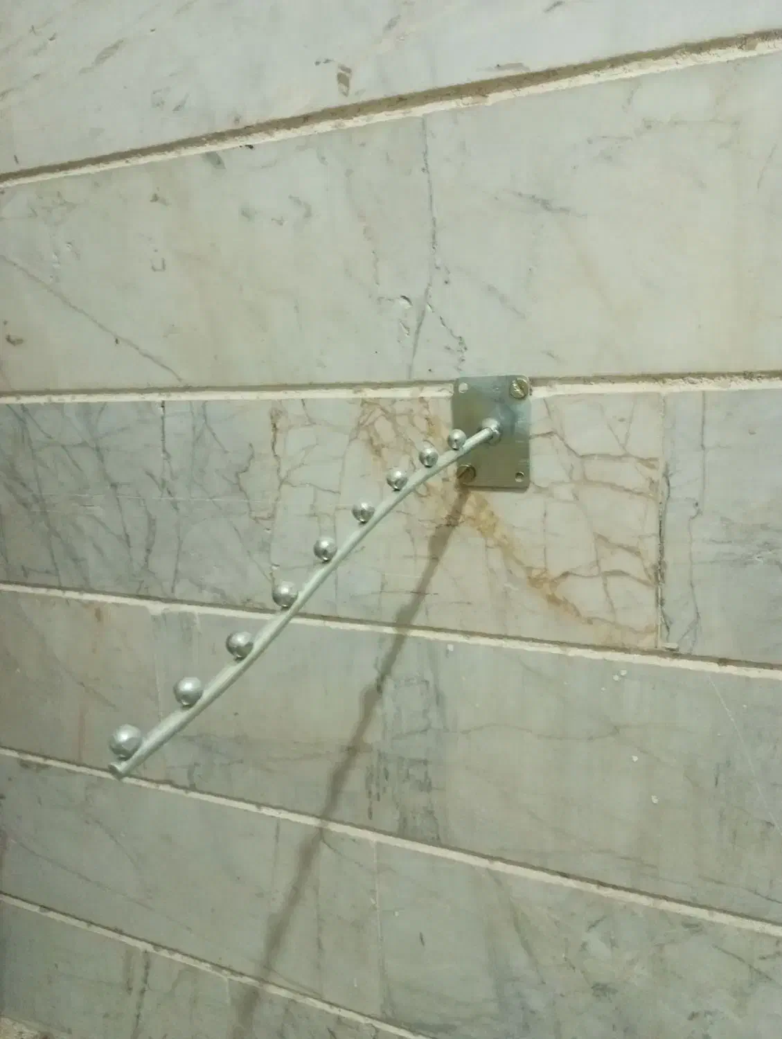 جا لباسی و میز ویترین مناسب لباس فروشی|فروشگاه و مغازه|تربت‌حیدریه, ترمینال|دیوار