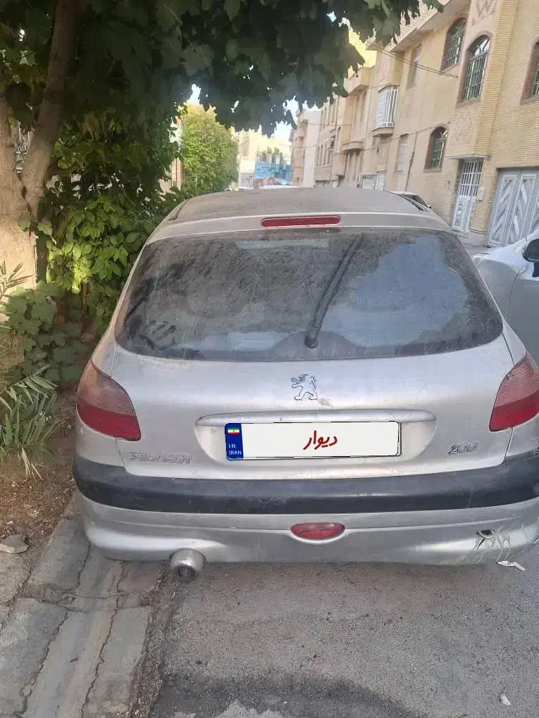 206مدل 82|خودرو سواری و وانت|شیراز, شهرک ایثار|دیوار