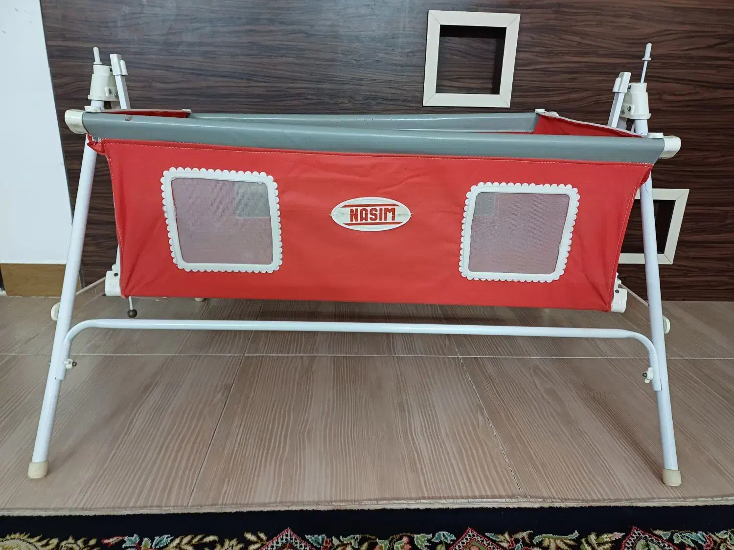 نی تاب|تخت و صندلی بچه|رودبنه, |دیوار