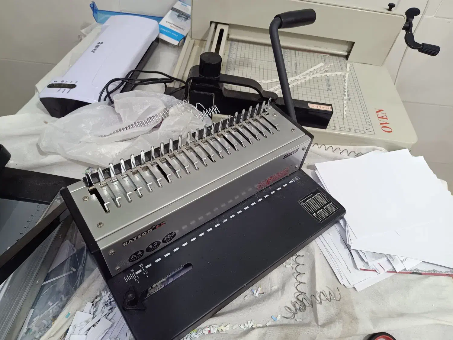 دستگاه صحافی فنری دوکاره SD1201 به همراه 150فنر|لوازم التحریر|کاشمر, |دیوار