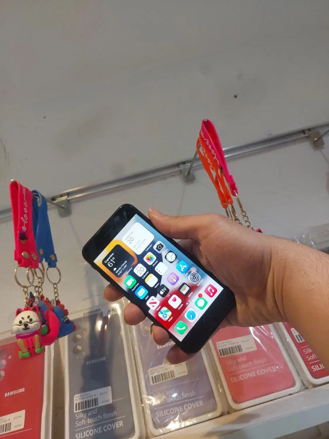 آیفون 7 128 جک بلک تمیز درحدنوبه همراه هدیه۱سرور|موبایل|قم, عمار یاسر|دیوار